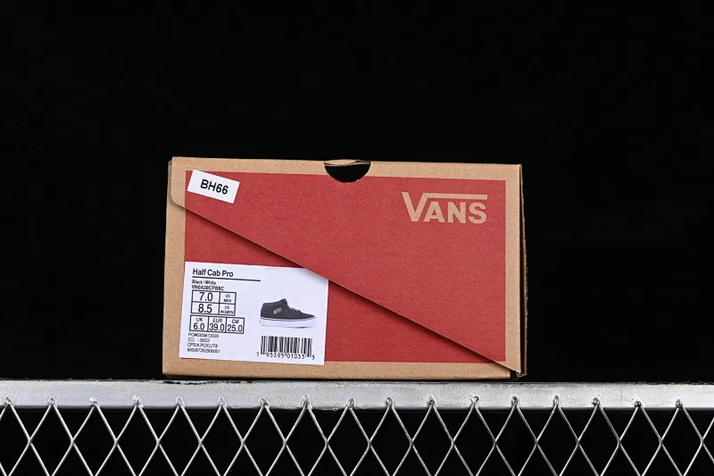 All categories Vans Vans series Vans Mid Vans Zhongbang Vans Half Cab Pro legendary skater signature Zhongbang skateboard shoes VN0A38CPB8C